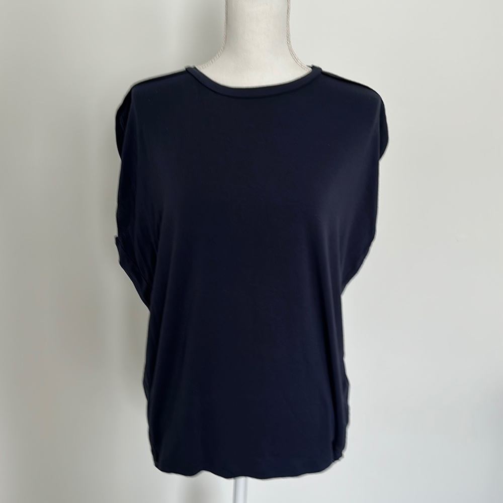 Super cute longer length navy t-shirt